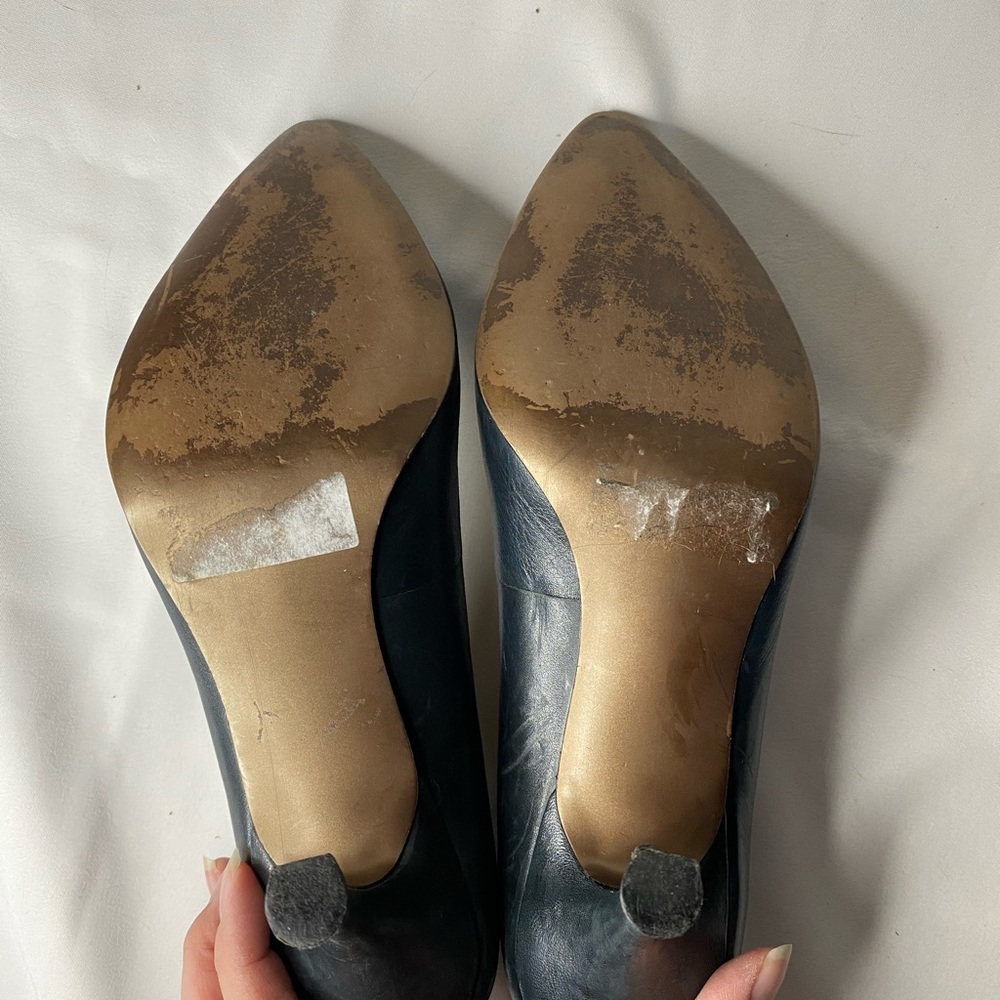 High Heels - Picture 4 of 4